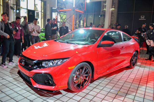 2017 Honda Civic Si Coupe prototype, 2016 Los Angeles auto show