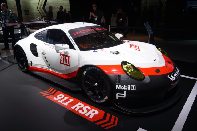 Porsche 911 RSR, 2016 Los Angeles Auto Show