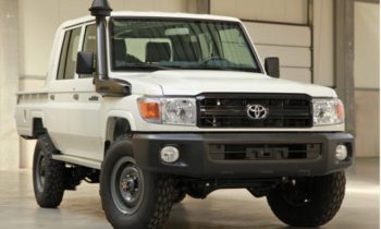 US-legal Toyota Land Cruiser 70 pops up on eBay