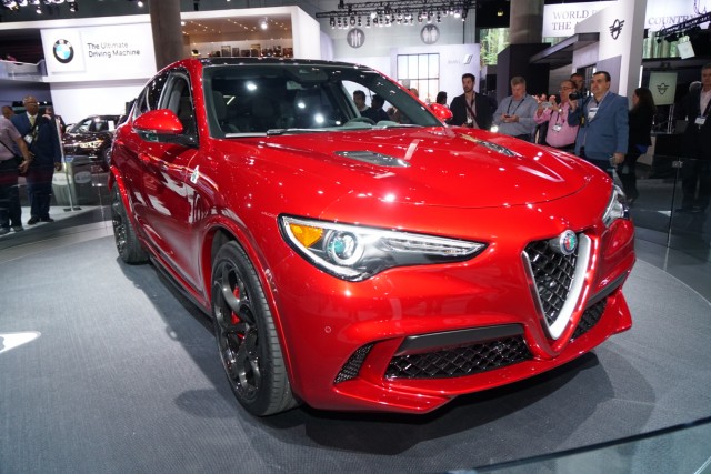 2018 Alfa Romeo Stelvio Quadrifoglio, 2016 Los Angeles Auto Show