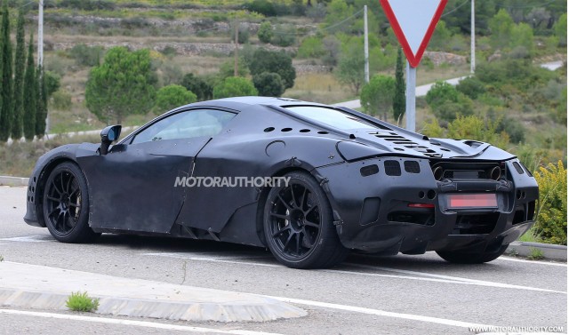 2018 McLaren 650S replacement (P14) spy shots - Image via S. Baldauf/SB-Medien