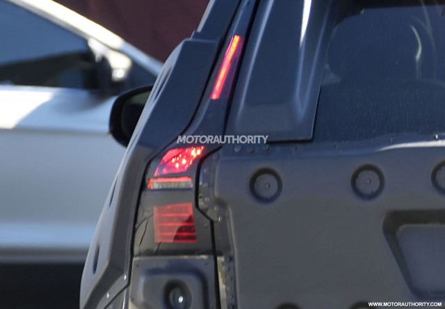 2018 Volvo XC60 spy shots - Image via S. Baldauf/SB-Medien