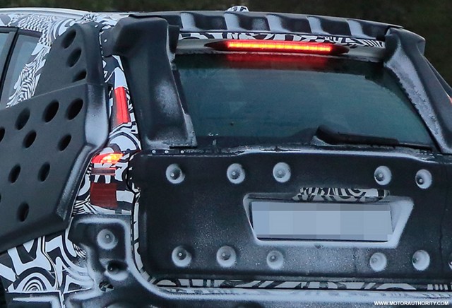 2018 Volvo XC60 spy shots - Image via S. Baldauf/SB-Medien