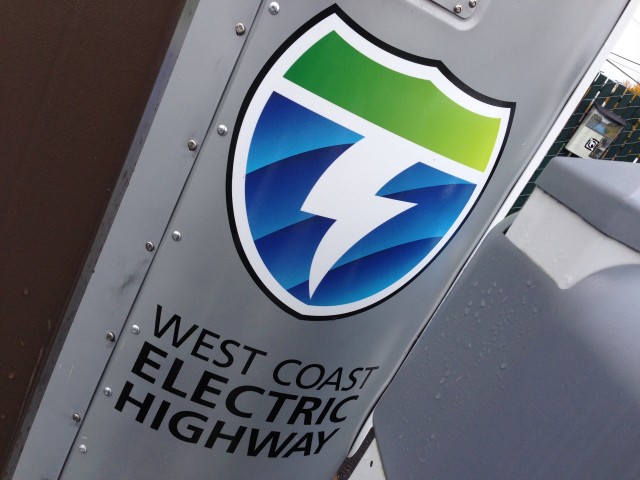 AeroVironment DC fast charger, part of West Coast Electric Highway - Centralia, WA