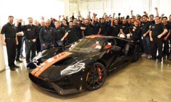 First 2017 Ford GTs roll off assembly line