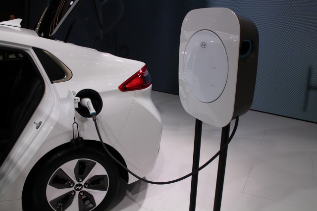2017 Hyundai Ioniq Electric (European spec), 2016 Geneva Motor Show