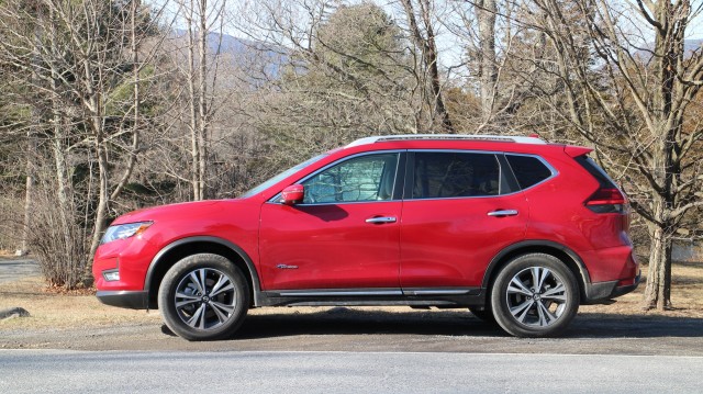 2017 Nissan Rogue Hybrid, Catskill Mountains, NY, Jan 2017