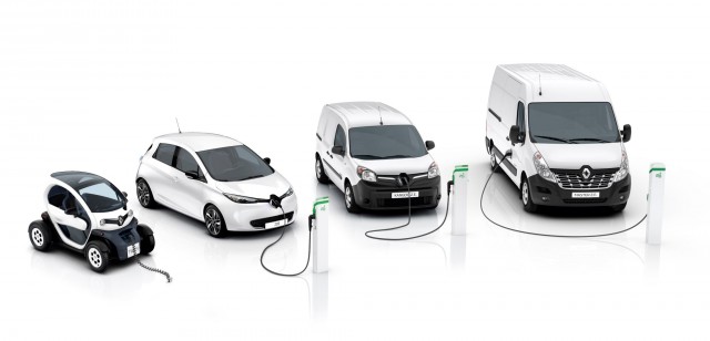 2017 Renault zero-emission lineup: Twizy, Zoe hatchback, Kangoo ZE van, and new Master ZE van 2017 Renault zero-emission lineup: Twizy, Zoe hatchback, Kangoo ZE van, and new Master ZE van