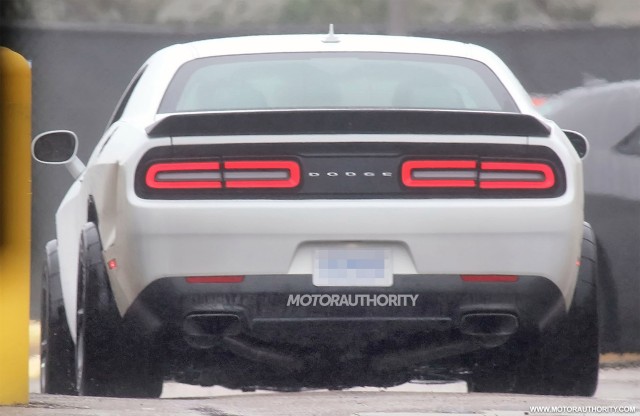 2018 Dodge Challenger ADR (wide-body SRT Hellcat) spy shots - Image via S. Baldauf/SB-Medien