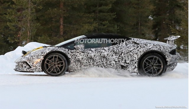 2018 Lamborghini Huracán Spyder Performante spy shots - Image via  S. Baldauf/SB-Medien