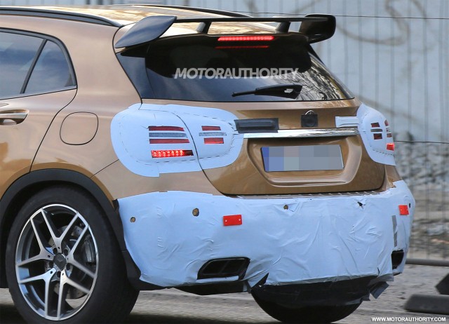 2018 Mercedes-AMG GLA45 spy shots - S. Baldauf/SB-Medien