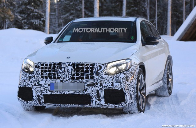 2018 Mercedes-AMG GLC63 Coupe spy shots - Image via S. Baldauf/SB-Medien