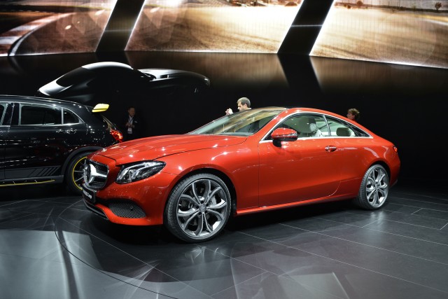 2018 Mercedes-Benz E-Class coupe, 2017 Detroit auto show