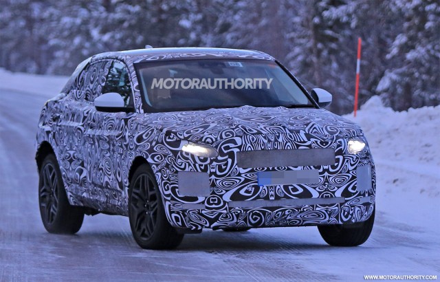 2019 Jaguar E-Pace spy shots - Image via S. Baldauf/SB-Medien