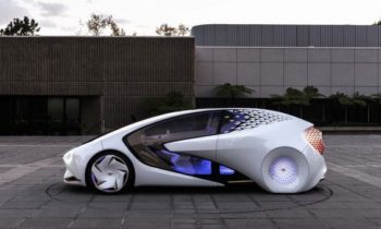 Toyota's Concept-i decides when to drive autonomously
