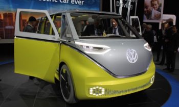 Ford’s future showroom, 2018 BMW 5-Series, 2018 Jaguar F-Type: What’s New @ The Car Connection