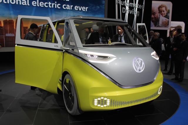 Volkswagen I.D. Buzz concept, 2017 Detroit auto show