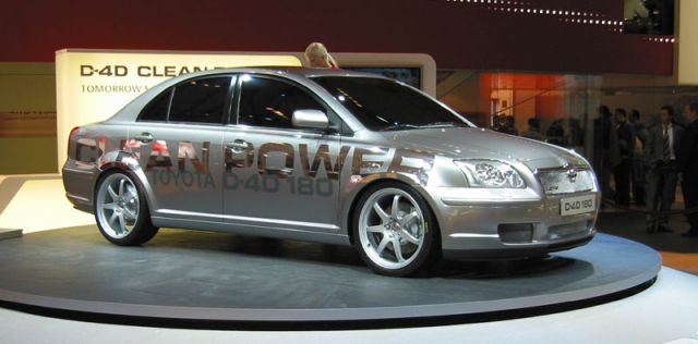 2004 Toyota Avensis Clean Diesel concept, Paris Auto Show