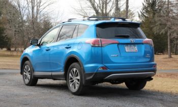 Why aren't there more hybrid crossover utilities and SUVs?