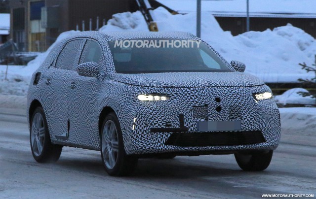 2017 DS 7 spy shots - Image via S. Baldauf/SB-Medien