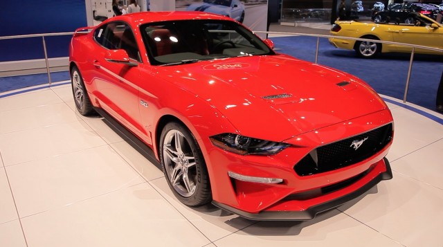 2018 Ford Mustang, 2017 Chicago auto show