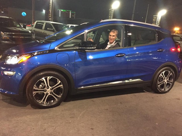 Bill Nye in new 2017 Chevrolet Bolt EV, Jan 2017 [photo: Oskar Liners, Community Chevrolet, Burbank]