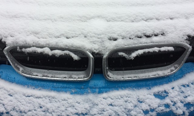 2017 BMW i3 electric car during winter snow storm  [photo: owner Chris Neff]