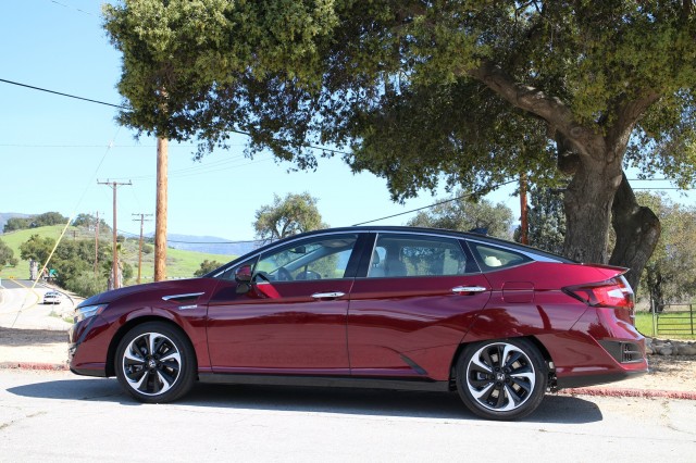 2017 Honda Clarity Fuel Cell, Santa Barbara, CA, March 2017 2017 Honda Clarity Fuel Cell, Santa Barbara, CA, March 2017
