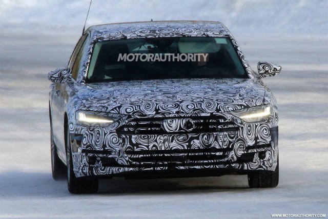 2018 Audi S8 spy shots - Image via S. Baldauf/SB-Medien