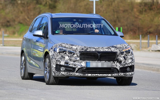 2018 BMW 2-Series Active Tourer facelift spy shots - Image via S. Baldauf/SB-Medien