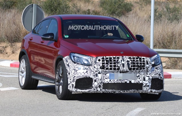 2018 Mercedes-AMG GLC63 Coupe spy shots - Image via S. Baldauf/SB-Medien