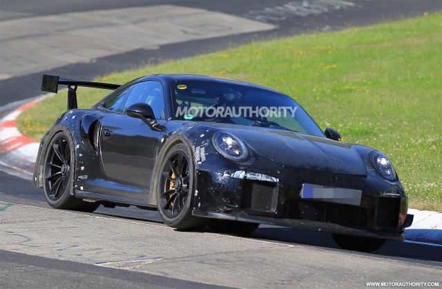 2018 Porsche 911 GT2 spy shots - Image via S. Baldauf/SB-Medien 2018 Porsche 911 GT2 spy shots - Image via S. Baldauf/SB-Medien