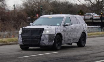 2019 Ford Explorer spy shots