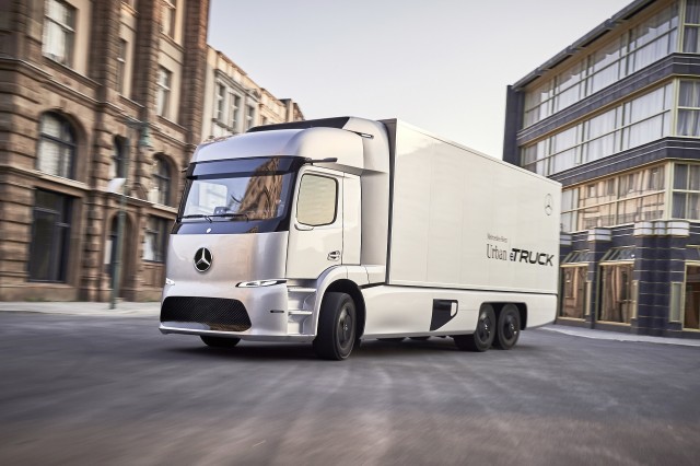 Mercedes-Benz Urban e-Truck concept [photo: Axel Harries]