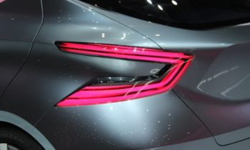 Second-gen Nissan Leaf, electric-car questions, fast-charging issues: Today's Car News