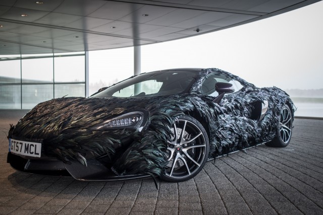 McLaren 570GT Feather Wrap