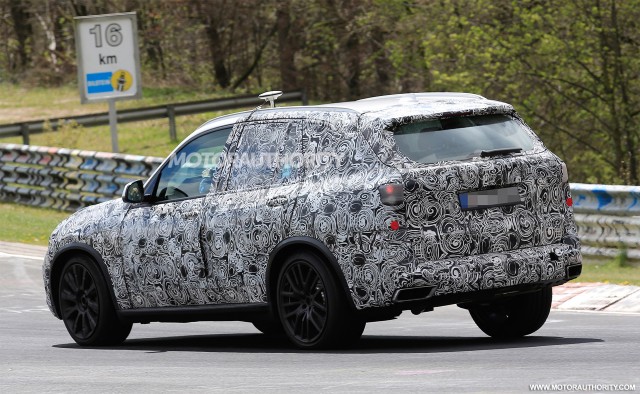 2018 BMW X5 spy shots - Image via S. Baldauf/SB-Medien