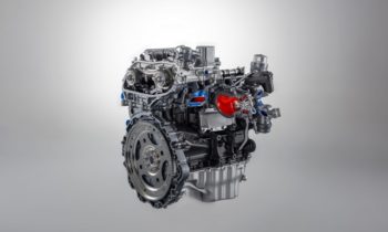 The 2018 Jaguar F-Type's new 4-banger doesn't sound half bad