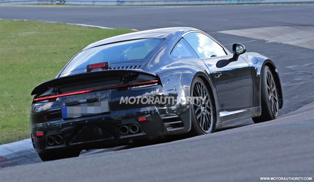 2019 Porsche 911 spy shots - Image via S. Baldauf/SB-Medien