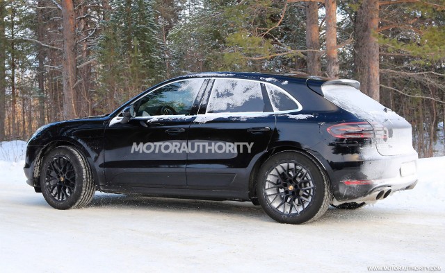 2019 Porsche Macan facelift spy shots - Image via S. Baldauf/SB-Medien 2019 Porsche Macan facelift spy shots - Image via S. Baldauf/SB-Medien