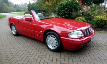 Mercedes-Benz SL500 driven only 80 miles because owner lost the keys sells at auction
