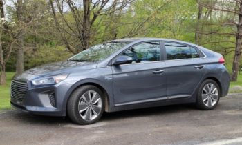 2017 Hyundai Ioniq Hybrid: gas mileage review