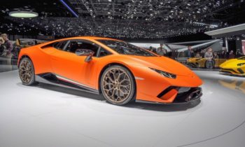 Lamborghini hints at faster Huracán