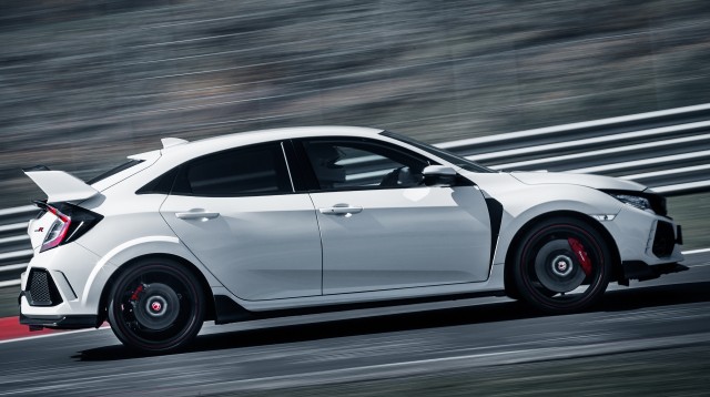 2017 Honda Civic Type R during April 3, 2017 Nürburgring record attempt