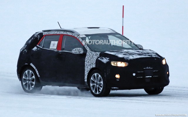 2018 Kia Stonic spy shots - Image via S. Baldauf/SB-Medien 2018 Kia Stonic spy shots - Image via S. Baldauf/SB-Medien