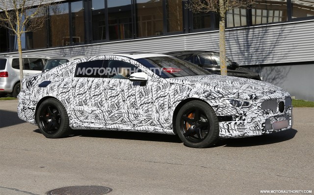 2020 Mercedes-AMG GT 4 spy shots - Image via S. Baldauf/SB-Medien