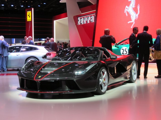 Ferrari LaFerrari Aperta