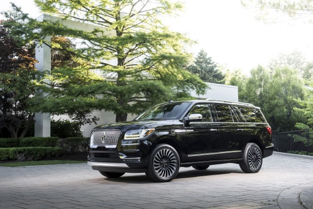 2019 Lincoln Navigator L in Black Label Destination trim
