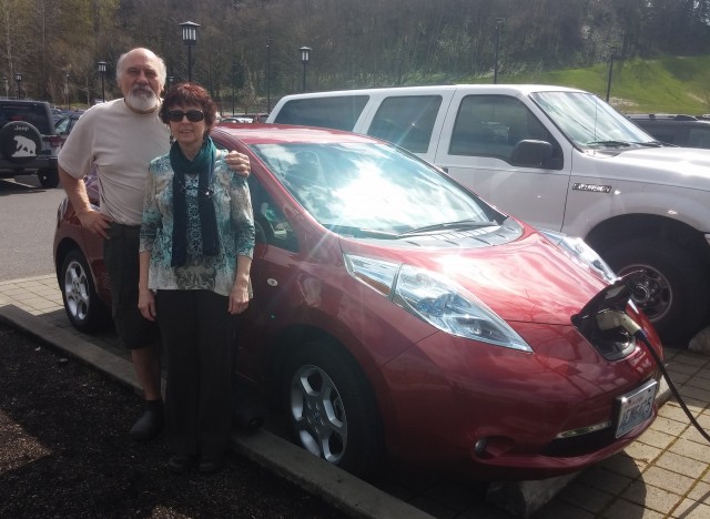Rick and Linda SantAngelo with the 2011 Nissan Leaf at 96,000 miles Rick and Linda SantAngelo with the 2011 Nissan Leaf at 96,000 miles