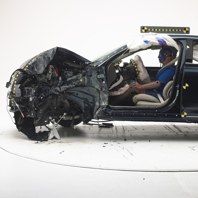 2017 Lincoln Continental after performing well the IIHS' small-overlap front crash test